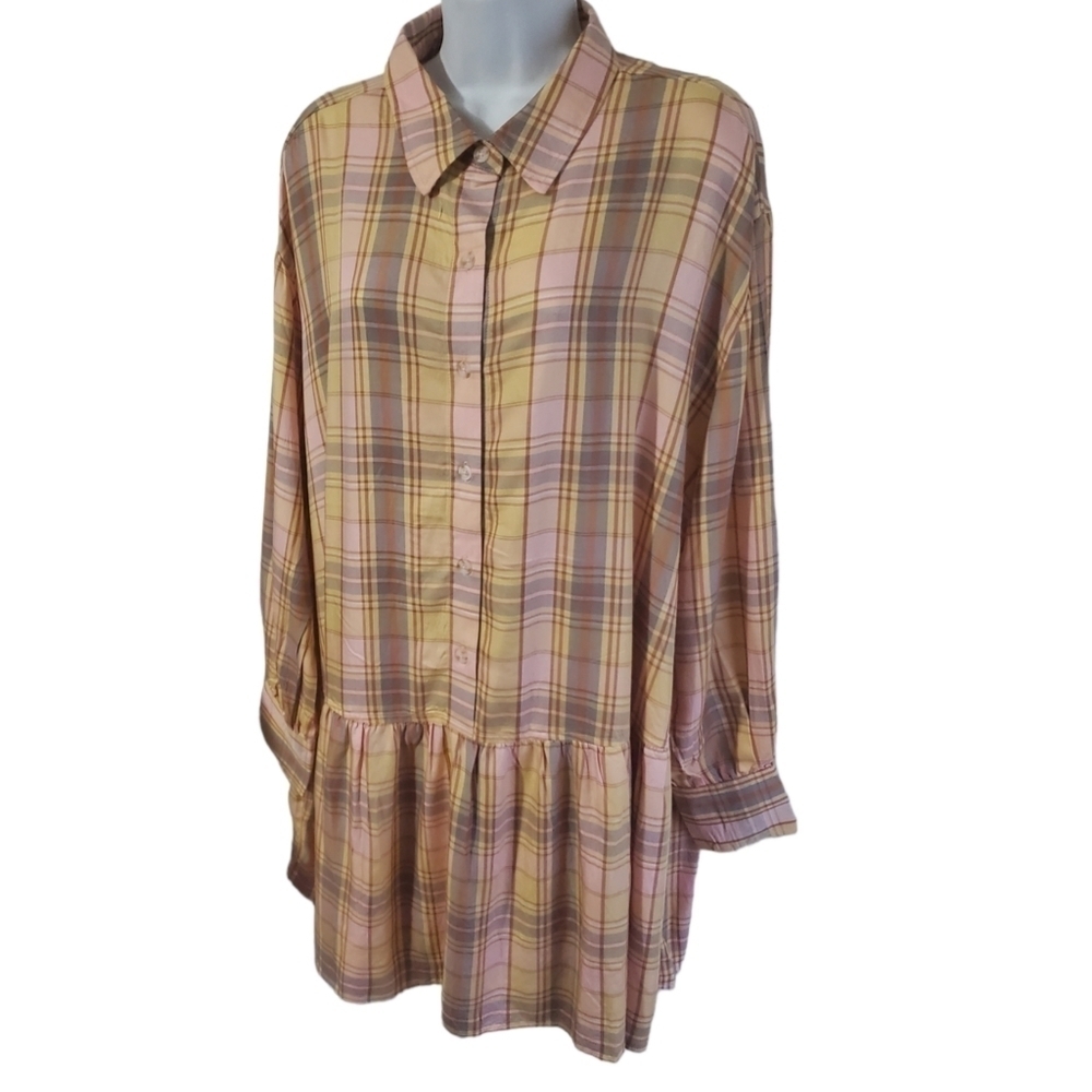 Ascot + Hart Long Sleeve Graphic Peplum Plaid Dress - Picture 2 of 16